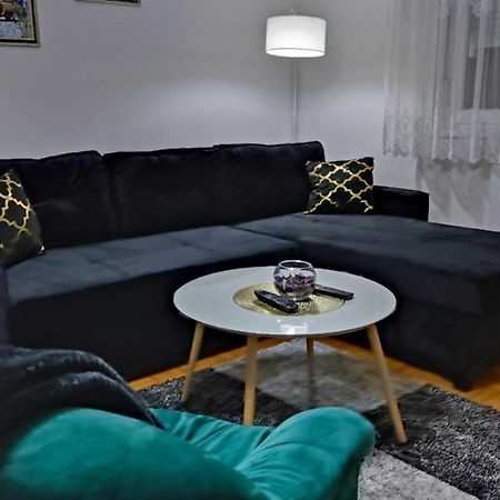 Apartman Carica Visoko Eksteriør billede