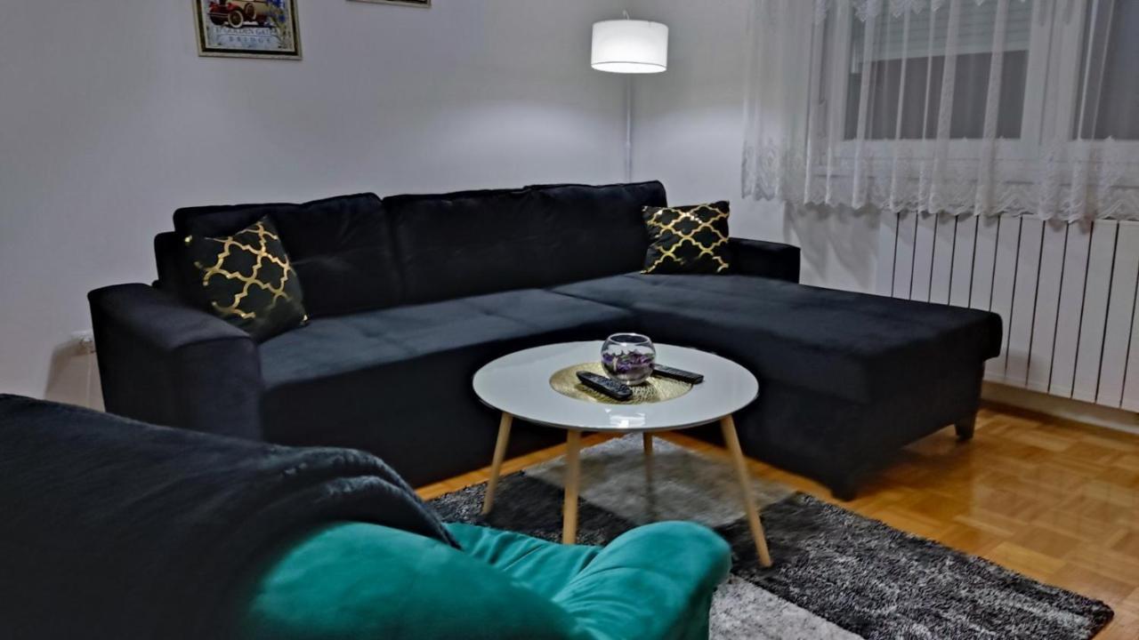 Apartman Carica Visoko Eksteriør billede