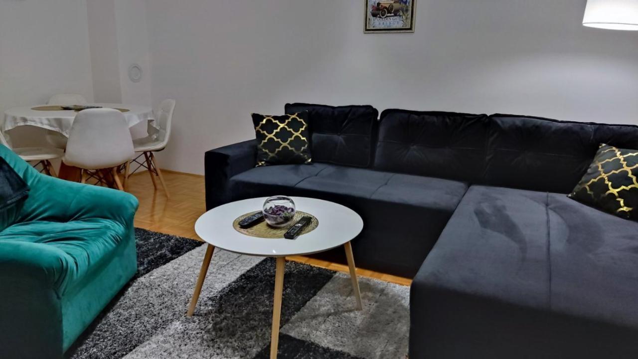 Apartman Carica Visoko Eksteriør billede