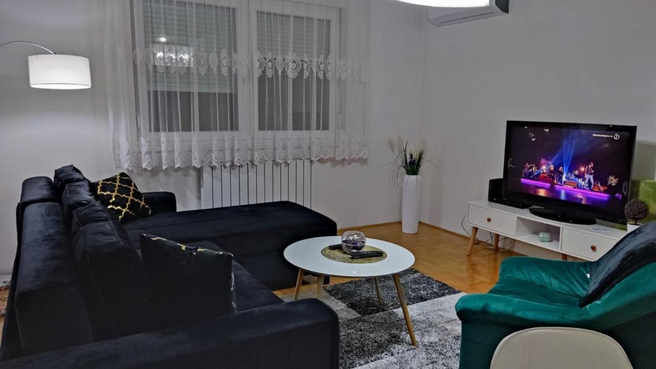 Apartman Carica Visoko Eksteriør billede