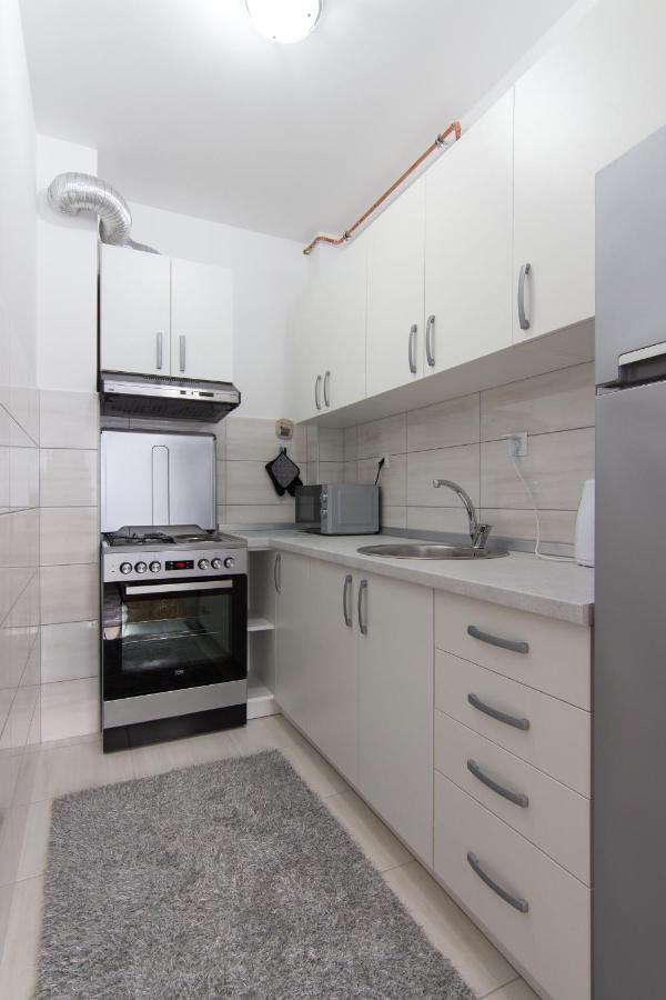 Apartman Carica Visoko Eksteriør billede