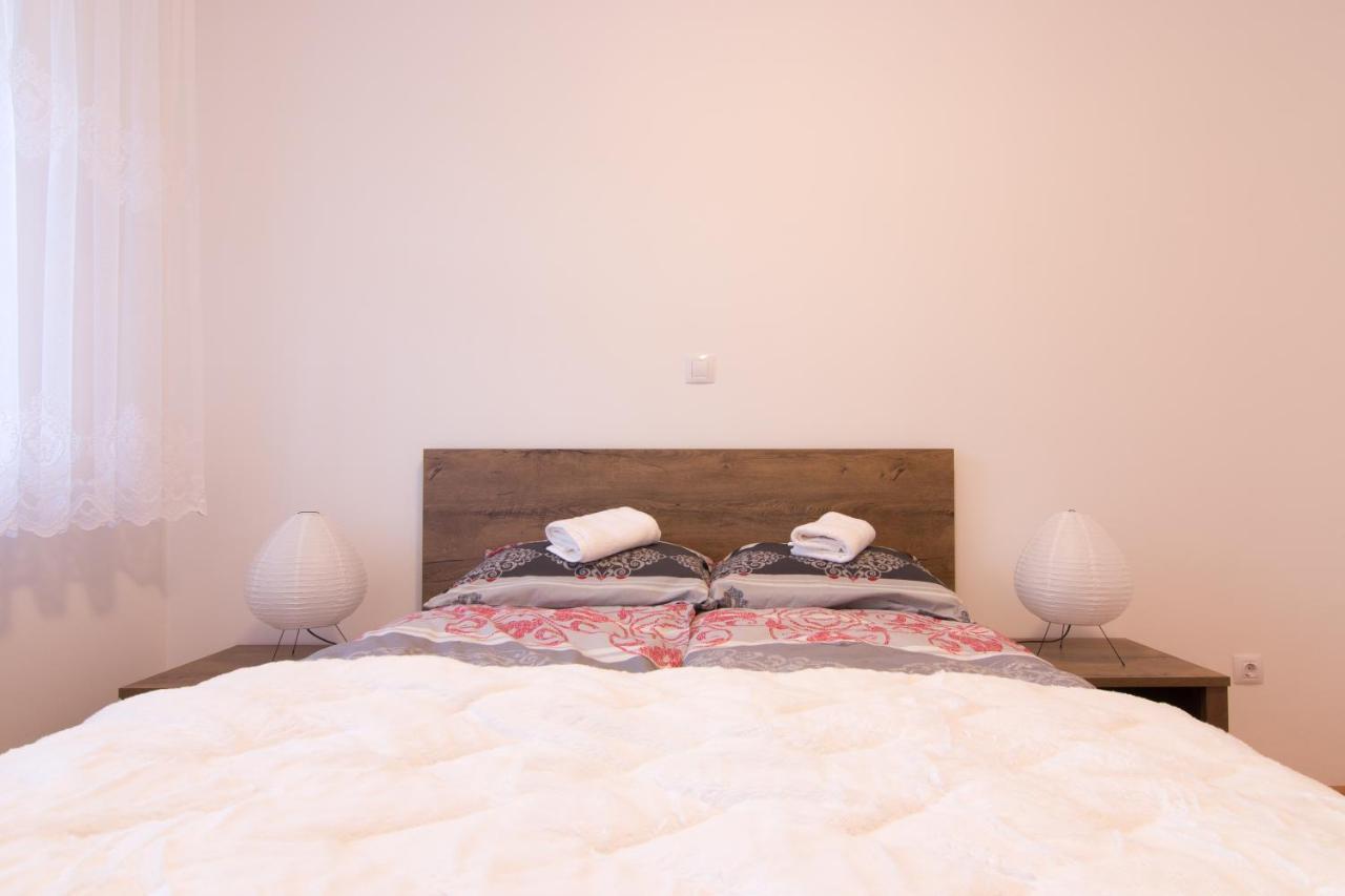 Apartman Carica Visoko Eksteriør billede
