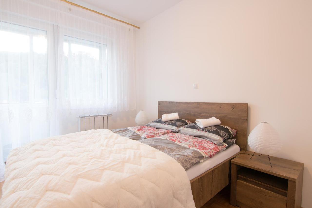 Apartman Carica Visoko Eksteriør billede